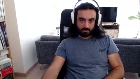 Snapshot of yeeaahoo chatting on 10/13/25, 08:47 yeeaahoo online show from 10/13/25, 08:47