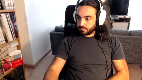 Snapshot of yeeaahoo chatting on 11/24/25, 08:58 yeeaahoo online show from 11/24/25, 08:58