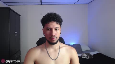 yeff online show from 11/11/25, 06:30