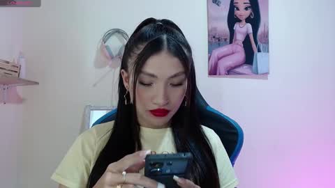 yeibles_hana2 online show from 12/04/24, 12:08