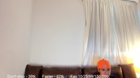 Snapshot of yeicod69 chatting on 06/16/26, 01:03 Yei - Cod. Every day tomorrow and afternoon online show from 06/16/26, 01:03