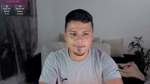 Snapshot of yeiko_44 chatting on 02/13/26, 07:37 Yeiko online show from 02/13/26, 07:37