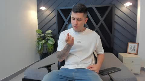 YEIKO ROMERO online show from 01/12/25, 02:56