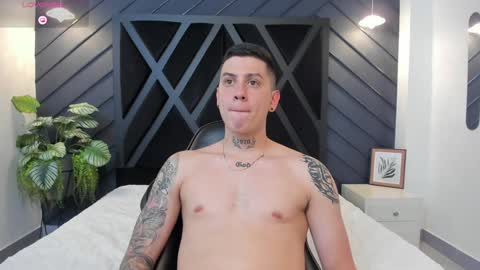 YEIKO ROMERO online show from 01/27/25, 09:22