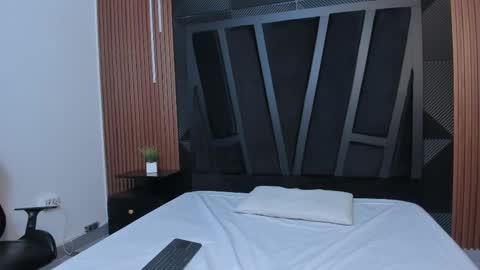 YEIKO ROMERO online show from 03/03/25, 05:18