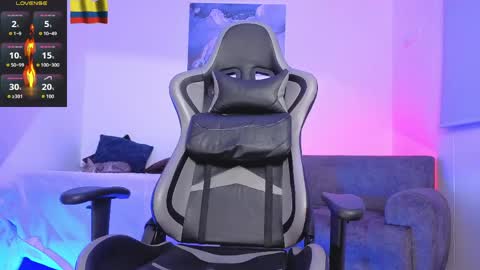 YEIKO ROMERO online show from 05/10/26, 06:51