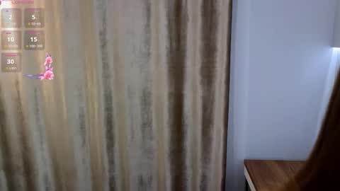 Snapshot of yelenaolaya chatting on 01/14/26, 01:33 Kate online show from 01/14/26, 01:33