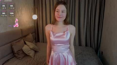 Snapshot of yelenaolaya chatting on 02/14/26, 01:46 Kate online show from 02/14/26, 01:46