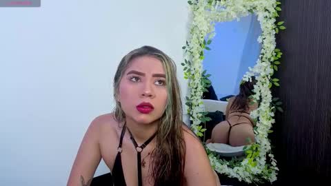 Snapshot of yeli_amber3 chatting on 02/18/26, 02:29 Yeli Amber online show from 02/18/26, 02:29