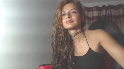 Snapshot of yemaya_28 chatting on 03/16/26, 05:44 Yemaya 28 online show from 03/16/26, 05:44