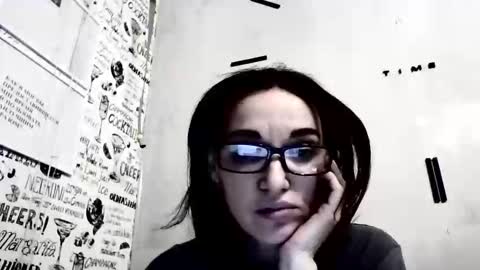 Snapshot of yenalise chatting on 03/23/26, 04:44 yenalise online show from 03/23/26, 04:44