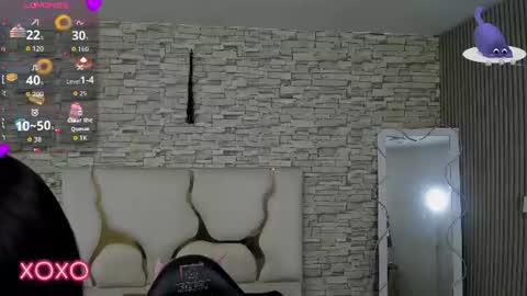 Snapshot of yenn_tay chatting on 06/25/26, 11:37 ZAYDEN online show from 06/25/26, 11:37