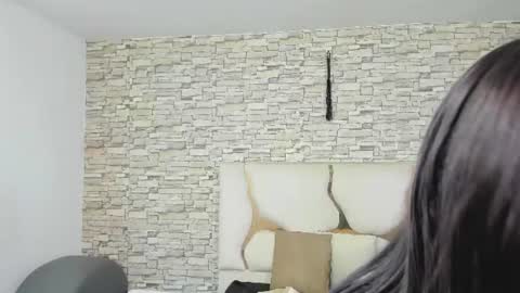 Snapshot of yenn_tay chatting on 06/26/26, 11:58 ZAYDEN online show from 06/26/26, 11:58