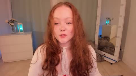 Snapshot of yennefer__ chatting on 03/15/26, 10:21 Yennefer online show from 03/15/26, 10:21