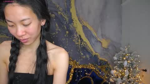 Snapshot of yennstar chatting on 01/11/26, 11:59 yennstar online show from 01/11/26, 11:59