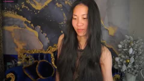 Snapshot of yennstar chatting on 01/31/26, 09:35 yennstar online show from 01/31/26, 09:35