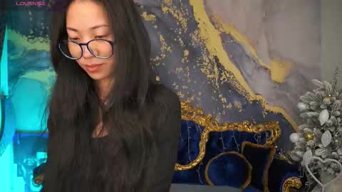 Snapshot of yennstar chatting on 02/22/26, 08:51 yennstar online show from 02/22/26, 08:51