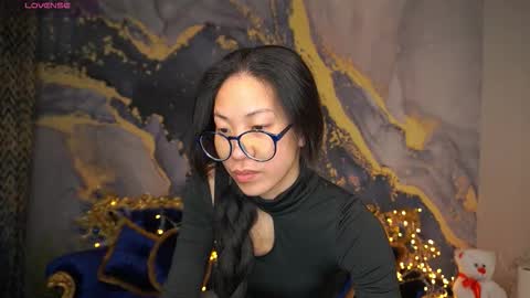 Snapshot of yennstar chatting on 03/20/26, 08:14 yennstar online show from 03/20/26, 08:14