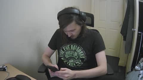 Snapshot of yeovil_alex chatting on 12/29/24, 08:55 Alex online show from 12/29/24, 08:55