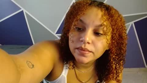 Snapshot of yera_carey chatting on 10/20/25, 12:05 Yera online show from 10/20/25, 12:05