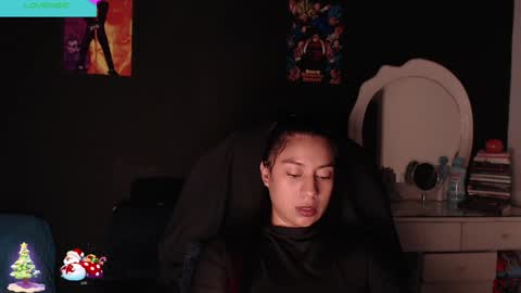 Snapshot of yes2802 chatting on 12/16/24, 04:49 Yesi online show from 12/16/24, 04:49