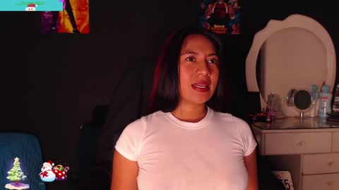 Snapshot of yes2802 chatting on 12/17/24, 05:26 Yesi online show from 12/17/24, 05:26