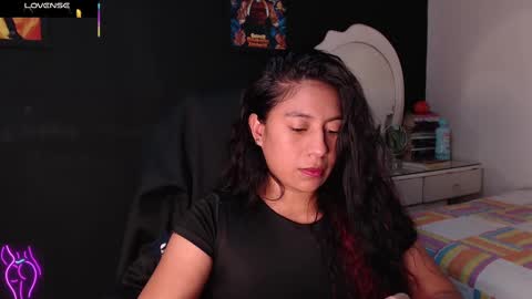 Snapshot of yes2802 chatting on 03/01/25, 05:38 Yesi online show from 03/01/25, 05:38