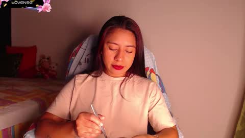 Snapshot of yes2802 chatting on 09/18/25, 03:25 Yesi online show from 09/18/25, 03:25