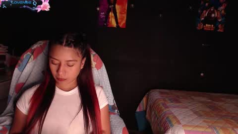 Snapshot of yes2802 chatting on 09/19/25, 02:18 Yesi online show from 09/19/25, 02:18