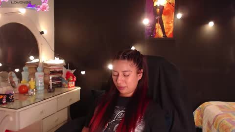 Snapshot of yes2802 chatting on 10/14/25, 06:09 Yesi online show from 10/14/25, 06:09