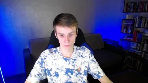 Snapshot of yes_cute_boy_ chatting on 02/09/26, 03:38 Eden online show from 02/09/26, 03:38