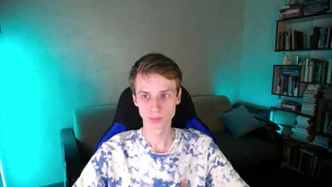 Snapshot of yes_cute_boy_ chatting on 02/25/26, 02:27 Eden online show from 02/25/26, 02:27