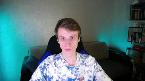 Snapshot of yes_cute_boy_ chatting on 04/10/26, 03:28 Eden online show from 04/10/26, 03:28