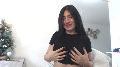 Snapshot of yesikacosta chatting on 02/15/26, 05:09 yesikacosta online show from 02/15/26, 05:09