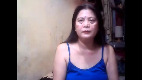 Snapshot of yesimpretty chatting on 04/15/26, 09:27 hi im bea online show from 04/15/26, 09:27