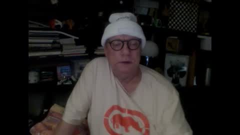 yessex247 online show from 10/18/25, 05:10