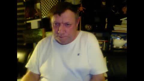 Snapshot of yessex247 chatting on 01/15/26, 10:13 yessex247 online show from 01/15/26, 10:13