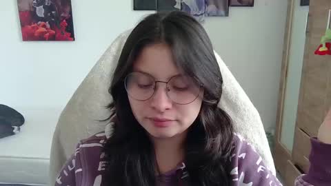 yessica_gomez01 online show from 05/02/26, 06:57