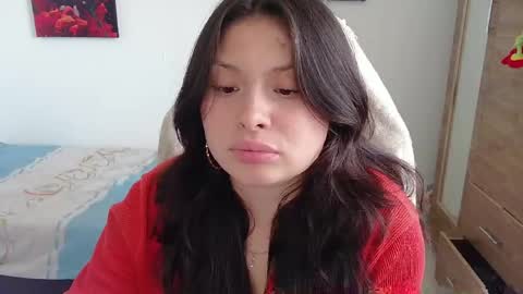 yessica_gomez01 online show from 05/05/26, 09:45
