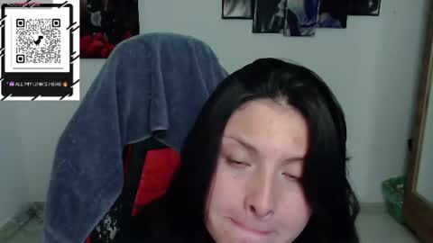 yessica_gomez01 online show from 06/19/26, 11:08