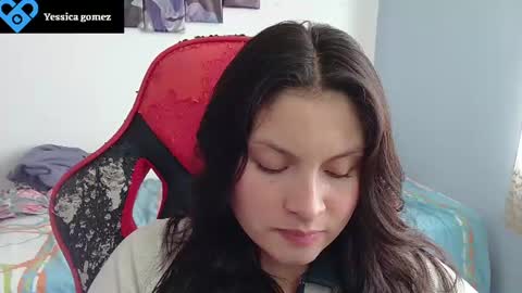 yessica_gomez01 online show from 07/04/26, 08:48
