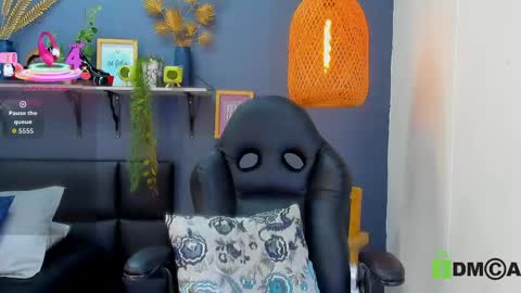 yessika_parker online show from 04/25/26, 01:41
