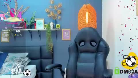 Snapshot of yessika_parker chatting on 06/18/26, 09:14 yessika_parker online show from 06/18/26, 09:14