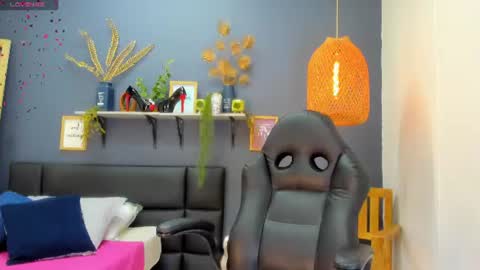 Snapshot of yessika_parker chatting on 07/23/26, 08:45 yessika_parker online show from 07/23/26, 08:45