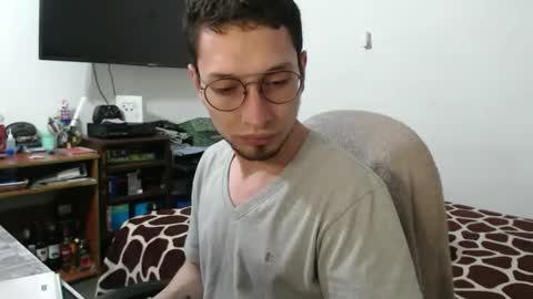 Snapshot of yinmao08 chatting on 03/08/26, 10:13 yinmao08 online show from 03/08/26, 10:13