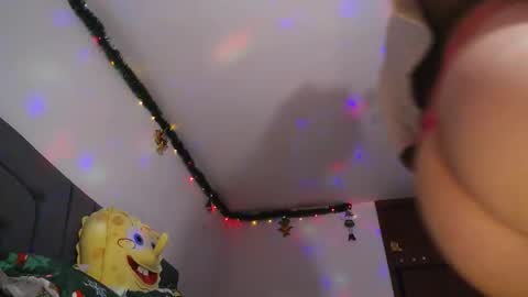Yiny online show from 12/12/24, 10:45