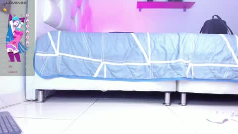 Yiovanna online show from 01/03/25, 03:22