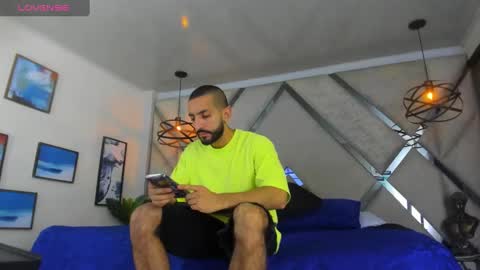 Yiyo online show from 01/18/25, 04:26