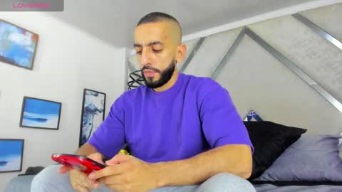 Yiyo online show from 03/06/25, 03:24