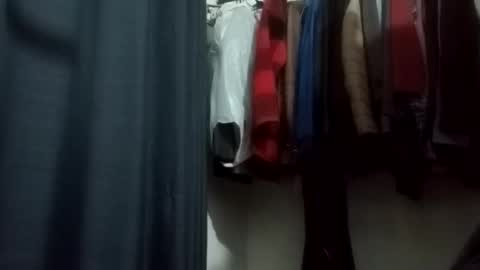 yjgybyhnjfil online show from 11/28/25, 12:08